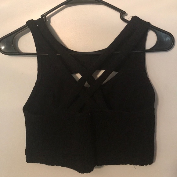 LF stretchy black crop top, criss cross back - Picture 4 of 6